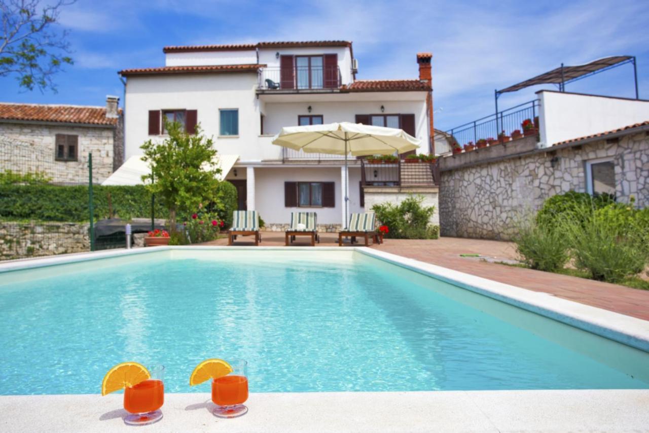 Holiday Home Elvis, Village Kujici Hreljici Екстер'єр фото