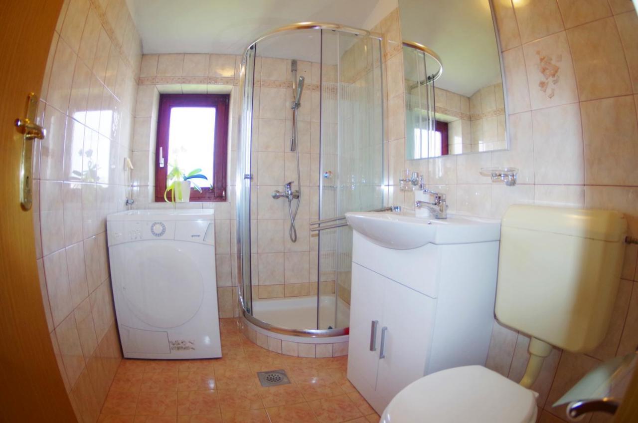 Holiday Home Elvis, Village Kujici Hreljici Екстер'єр фото