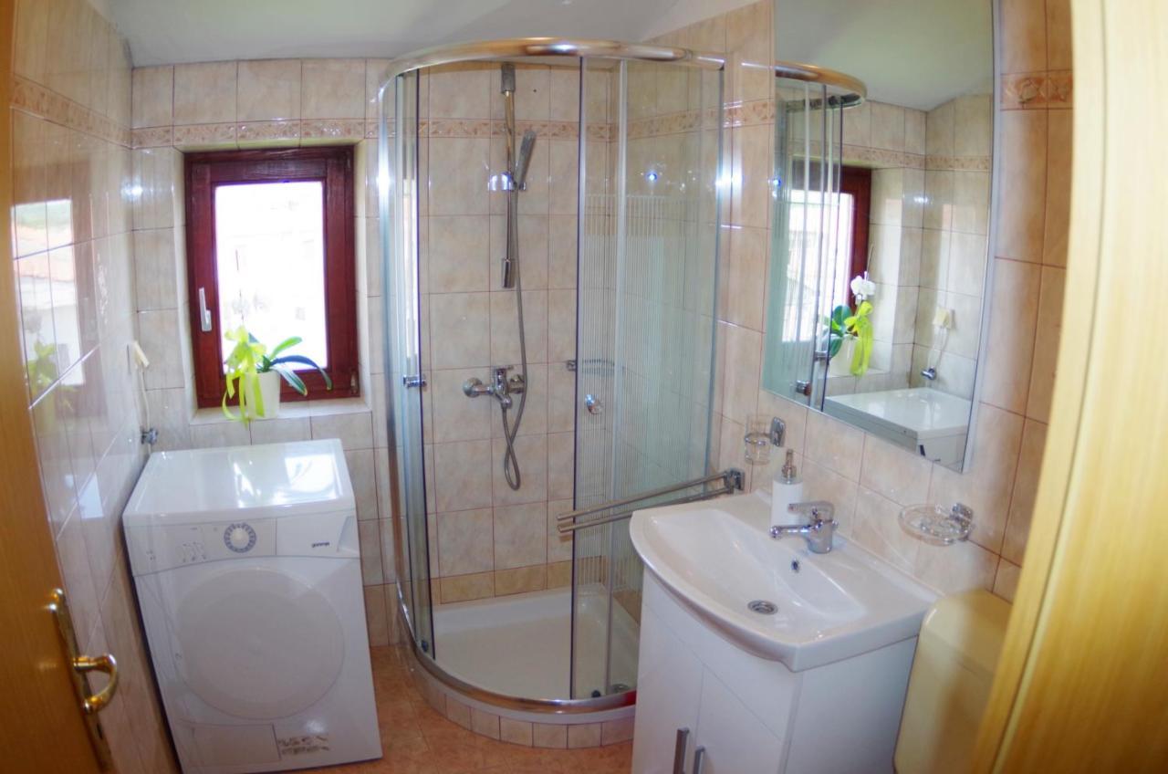 Holiday Home Elvis, Village Kujici Hreljici Екстер'єр фото